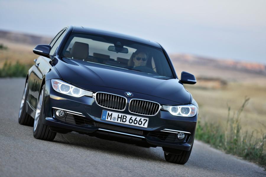 BMW 3-Series luxury Line '2011